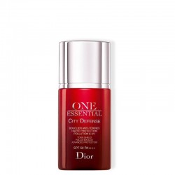 Christian Dior One Essential City Defense SPF50