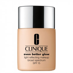 Clinique Even Better Glow Light Reflecting Makeup SPF15